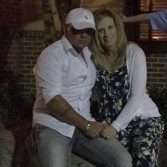 Meet your Posher, Tommy - Picture 1 of 8